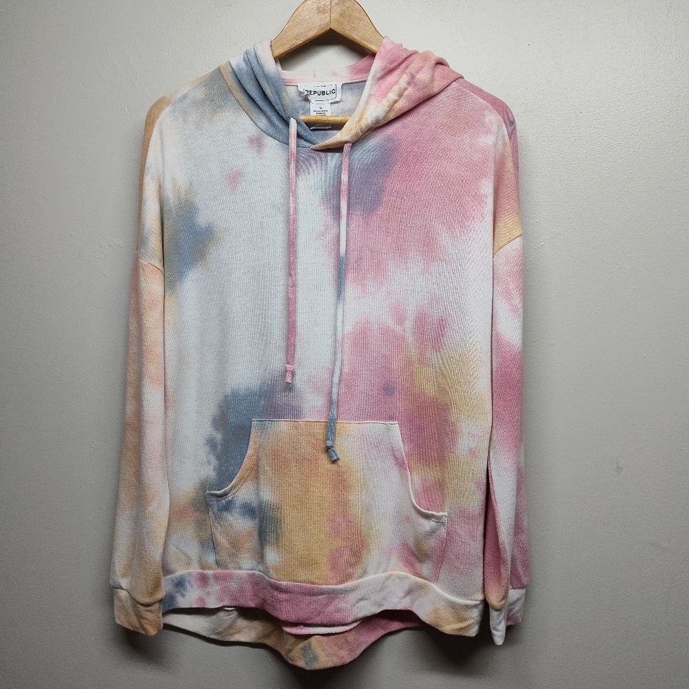 For The Republic Hoodie Women Size M Pink Blue Tie Dye Pockets Long Sleeve Fall